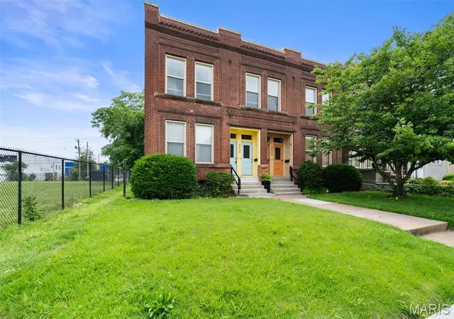 1st image of 4034 Laclede Ave #A, St Louis, MO 63108 | MLS# MIS26036632