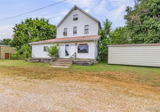 2nd image of 8985 Old Lemay Ferry Rd, Hillsboro, MO 63050 | MLS# MIS26036649