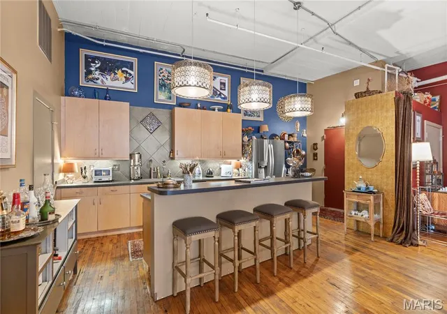 1st image of 1010 Saint Charles St #701, Saint Louis, MO 63101 | MLS# MIS26036658