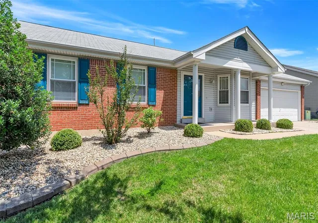 3rd image of 59 Mcclay Trail Dr, St Peters, MO 63376 | MLS# MIS26036666