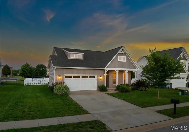 Homes for sale in Swansea, IL | 1701 Canopy Crest Cir, Swansea, IL 62226 | MLS# MIS26036689
