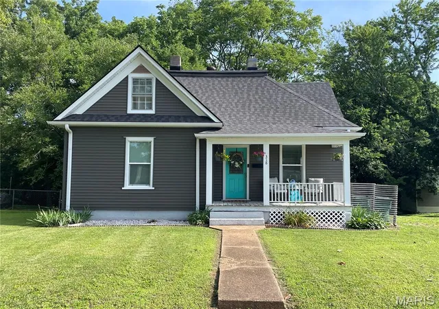 Homes for sale in Jackson, MO | 318 Greensferry Rd, Jackson, MO 63755 | MLS# MIS26036701