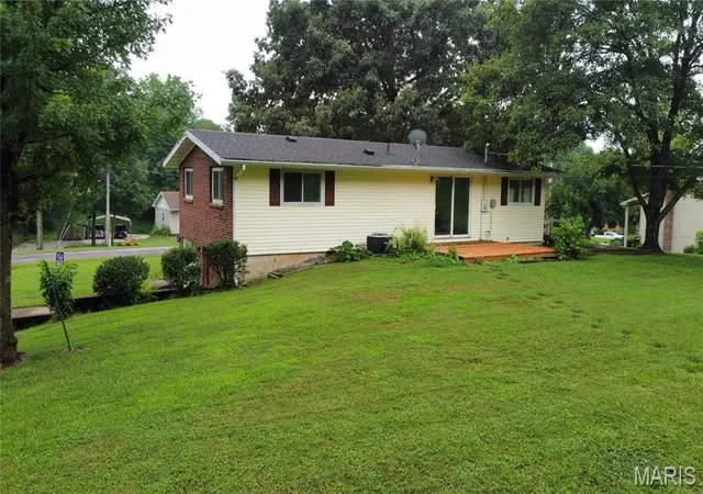 Photo 2 of Sale Pending at 117 Edgewood Rd, Jackson, MO 63755 | MLS# MIS26036715 | Listing updated on 2026-09-04
