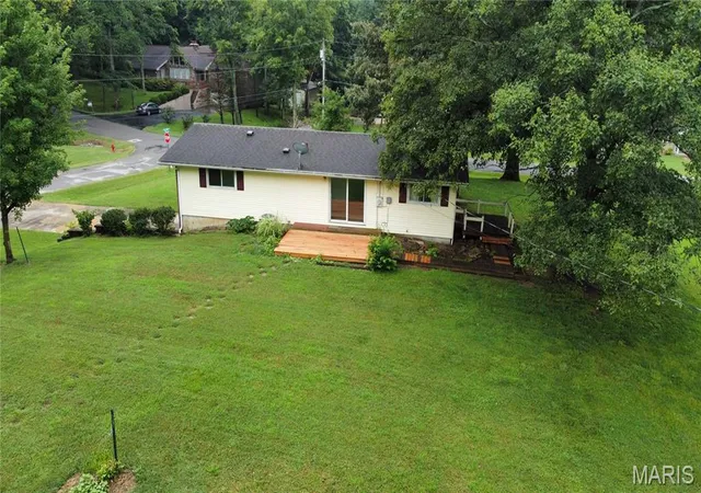 Photo 3 of Sale Pending at 117 Edgewood Rd, Jackson, MO 63755 | MLS# MIS26036715 | Listing updated on 2026-09-04