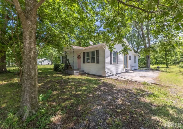 Homes for sale in Poplar Bluff, MO | 1626 Hwy 142, Poplar Bluff, MO 63901 | MLS# MIS26036730