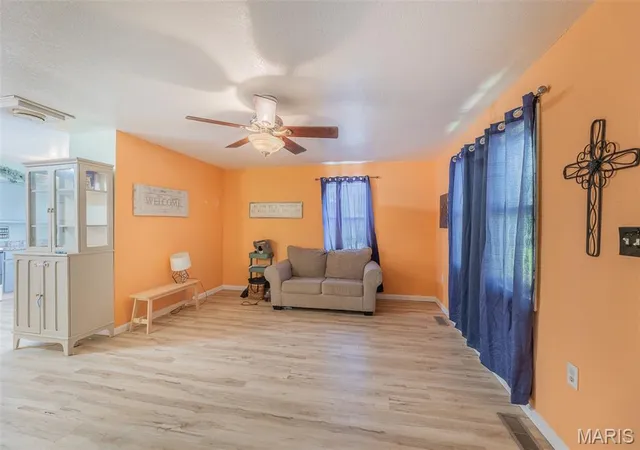 Photo 3 of Sale Pending at 1626 Hwy 142, Poplar Bluff, MO 63901 | MLS# MIS26036730 | Listing updated on 2026-08-20