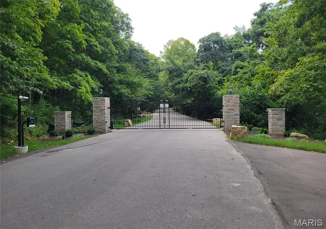 2nd image of 437 Big River Vw, Eureka, MO 63025 | MLS# MIS26036754