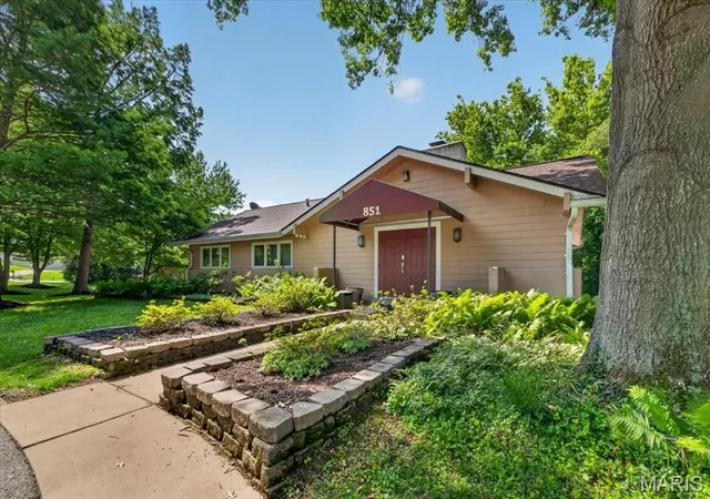 Homes for sale in Manchester, MO | 1471 Cherry Creek Ln, Manchester, MO 63021 | MLS# MIS26036774