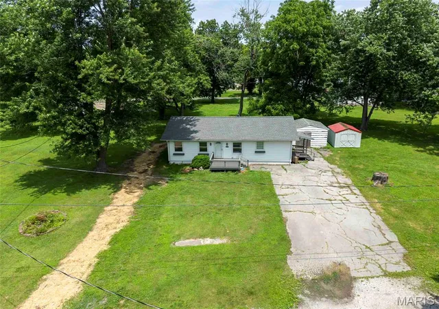 Photo 1 of Single family home for sale at 105 Wilcox, Sawyerville, IL 62085 | MLS# MIS26036808 | Listing updated on 2026-09-24