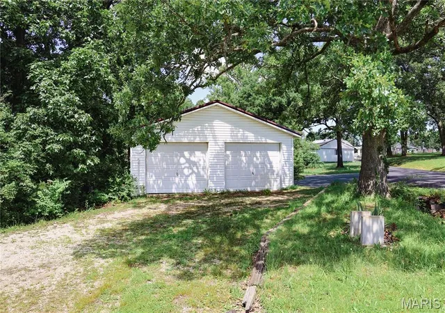 Homes for sale in Owensville, MO | 1808 City Cemetary Rd, Owensville, MO 65066 | MLS# MIS26036843