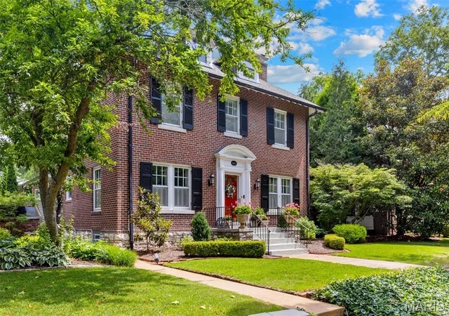 3rd image of 6605 Waterman Ave, Saint Louis, MO 63130 | MLS# MIS26036857