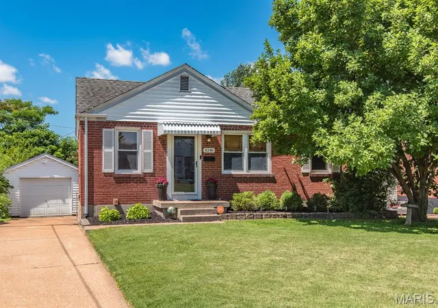 Photo 1 of Sale Pending at 4348 Schirmer St, Saint Louis, MO 63116 | MLS# MIS26036863 | Listing updated on 2026-07-03