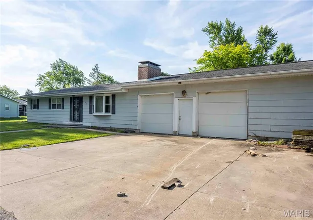 Homes for sale in Monroe City, MO | 507 Hope St, Monroe City, MO 63456 | MLS# MIS26036877