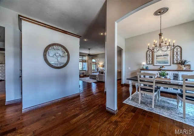 Homes for sale in Lebanon, MO | 959 Cobblestone Ct, Lebanon, MO 65536 | MLS# MIS26036890