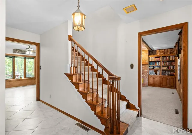 Photo 4 of Single family home for sale at 213 Warrensburg Dr, Belleville, IL 62223 | MLS# MIS26036898 | Listing updated on 2026-10-19