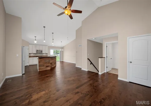 4th image of 5366 Lakepath Wy, Eureka, MO 63025 | MLS# MIS26036902