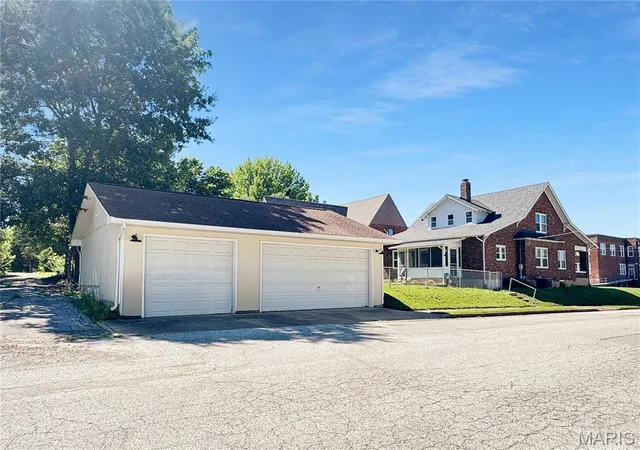 Homes for sale in Union, MO | 500 W End Ave, Union, MO 63084 | MLS# MIS26036914
