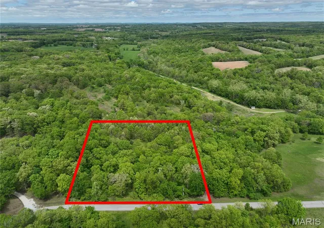 Homes for sale in Unincorporated, MO | 110 Spring House Ln, Unincorporated, MO 63379 | MLS# MIS26036917