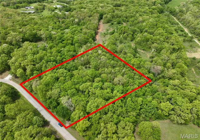 Homes for sale in Unincorporated, MO | 110 Spring House Ln, Unincorporated, MO 63379 | MLS# MIS26036917