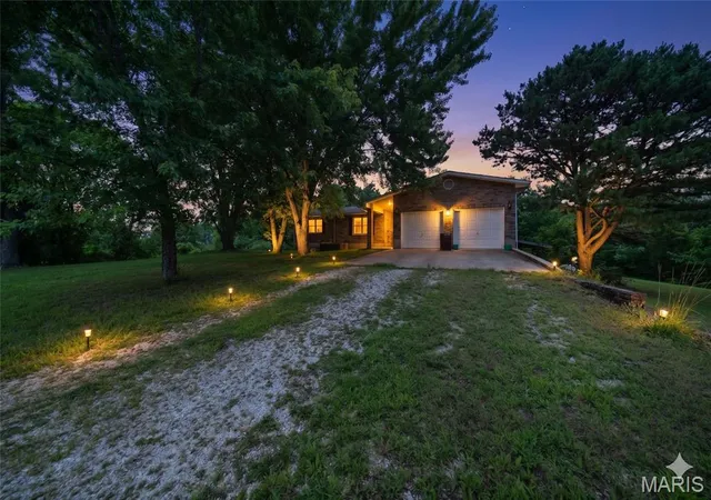Homes for sale in Newburg, MO | 13070 Private Dr 8505, Newburg, MO 65550 | MLS# MIS26036939