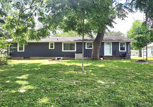 Homes for sale in Ellis Grove, IL | 304 N Main St, Ellis Grove, IL 62241 | MLS# MIS26036942