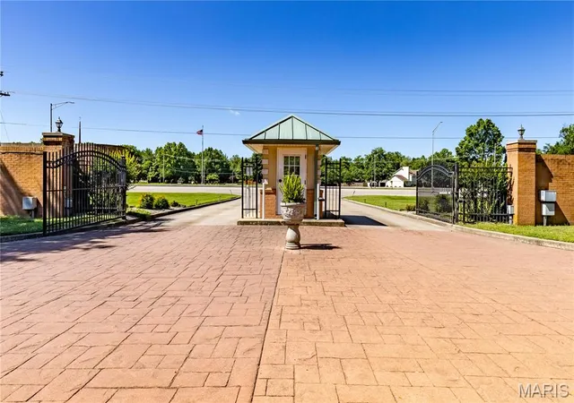 Homes for sale in Sikeston, MO | 1300 North Main Street #218, Sikeston, MO 63801 | MLS# MIS26036952