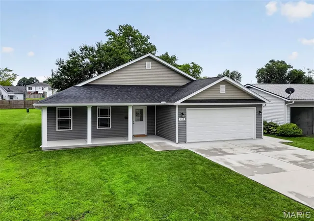 2nd image of 309 S Main Cross St, Bowling Green, MO 63334 | MLS# MIS26036962