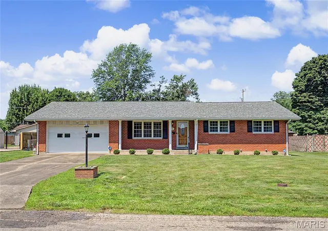 Homes for sale in Scott City, MO | 305 Wheeler Dr, Scott City, MO 63780 | MLS# MIS26037059