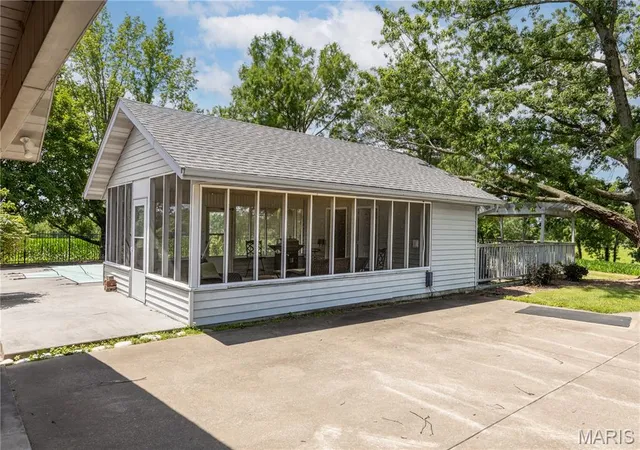 Homes for sale in Scott City, MO | 26655 Us Hwy 61, Scott City, MO 63780 | MLS# MIS26037062
