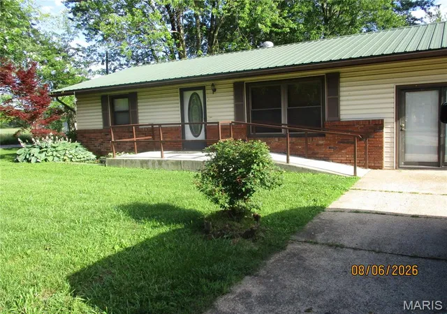Homes for sale in Cuba, MO | 904 Hwy Pp, Cuba, MO 65453 | MLS# MIS26037133
