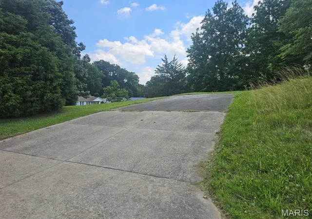 Homes for sale in Cape Girardeau, MO | 0 S S West End Blvd, Cape Girardeau, MO 63703 | MLS# MIS26037151