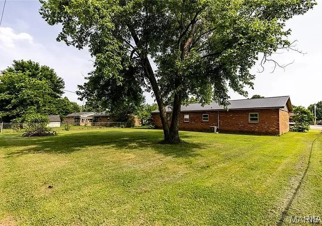 Homes for sale in New Madrid, MO | 141 Saint Catherine, New Madrid, MO 63869 | MLS# MIS26037175