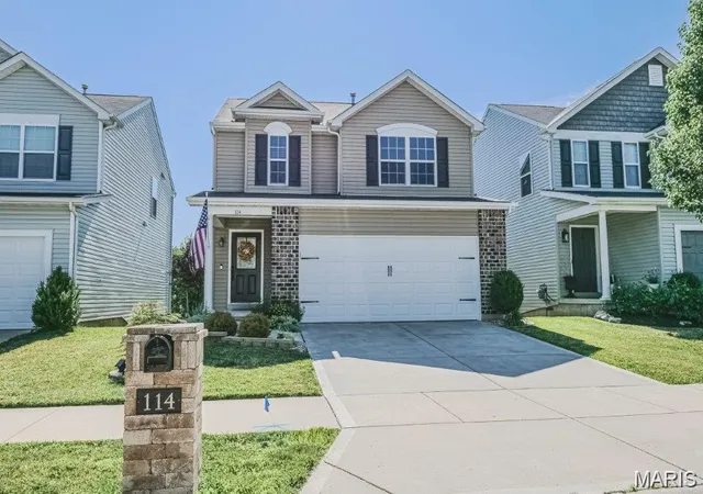 Homes for sale in Lake Saint Louis, MO | 114 Shire Dr, Lake Saint Louis, MO 63367 | MLS# MIS26037192