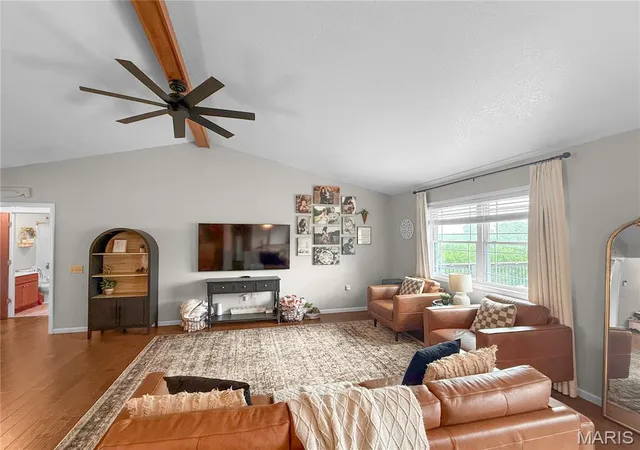 Homes for sale in Hannibal, MO | 5687 Clear Creek Rd, Hannibal, MO 63401 | MLS# MIS26037210