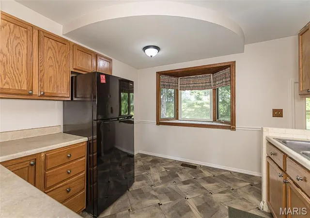 Photo 4 of Single family home for sale at 155 Lynn Meadows Ln, Florissant, MO 63033 | MLS# MIS26037236 | Listing updated on 2026-09-06