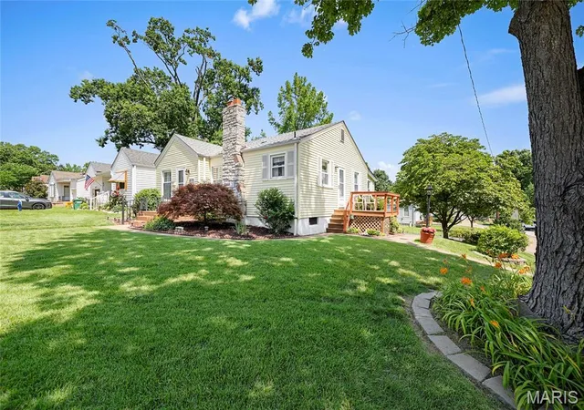 Homes for sale in Brentwood, MO | 8719 Florence Ave, Brentwood, MO 63144 | MLS# MIS26037243