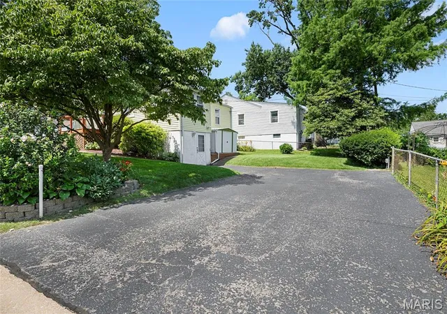 Homes for sale in Brentwood, MO | 8719 Florence Ave, Brentwood, MO 63144 | MLS# MIS26037243