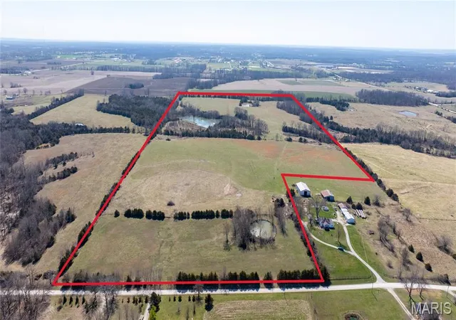 Homes for sale in New Bloomfield, MO | 0 +/  69 Acres County Rd 362, New Bloomfield, MO 65063 | MLS# MIS26037261