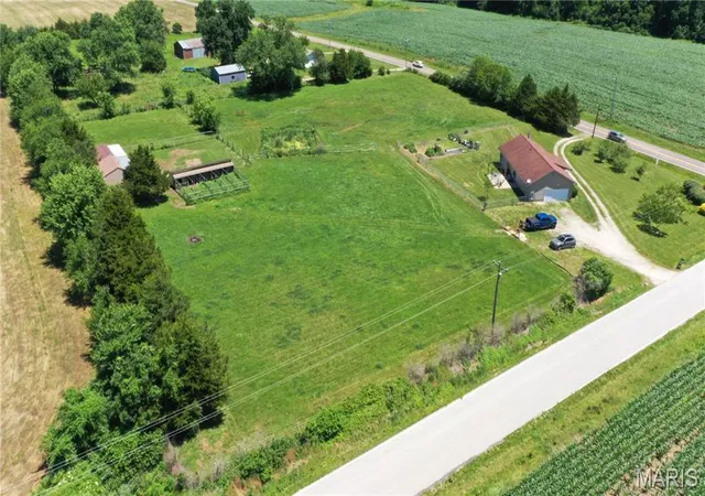 Homes for sale in Wright, MO | 13531 Fruit Farm Rd, Wright, MO 63390 | MLS# MIS26037264
