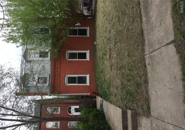 Homes for sale in Saint Louis, MO | 3753 Marine Ave, Saint Louis, MO 63118 | MLS# MIS26037295