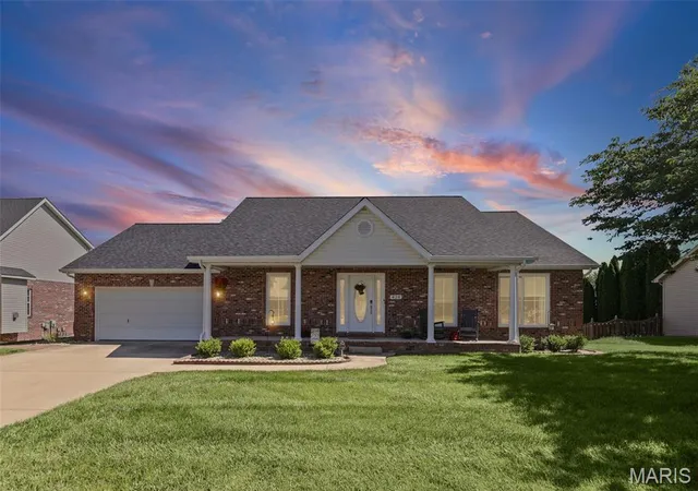 Photo 1 of Single family home for sale at 428 Marbleton Cir, O Fallon, IL 62269 | MLS# MIS26037304 | Listing updated on 2026-10-20