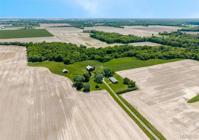 Homes for sale in Mount Olive, IL | 22805 Monke Rd, Mount Olive, IL 62069 | MLS# MIS26037310