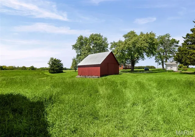 Homes for sale in Mount Olive, IL | 22805 Monke Rd, Mount Olive, IL 62069 | MLS# MIS26037310