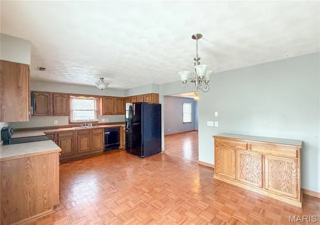 Homes for sale in Waterloo, IL | 405 Veterans Dr, Waterloo, IL 62298 | MLS# MIS26037332