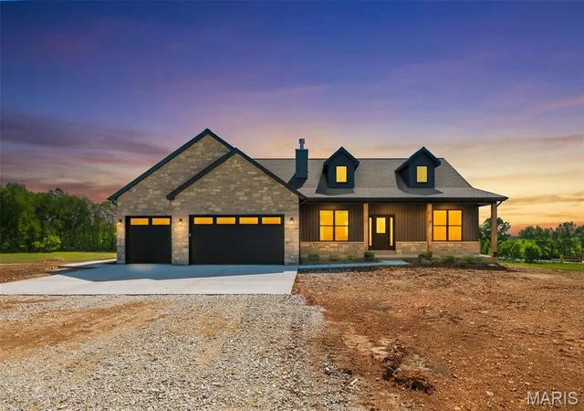 Homes for sale in Moscow Mills, MO | 114 Hickory Heits Ct, Moscow Mills, MO 63362 | MLS# MIS26037364