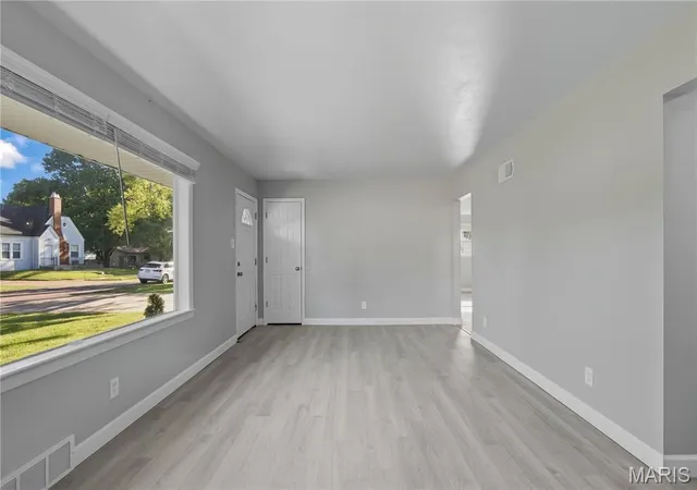 Photo 4 of Single family home for sale at 912 Burgos St, Saint Louis, MO 63138 | MLS# MIS26037369 | Listing updated on 2026-07-13