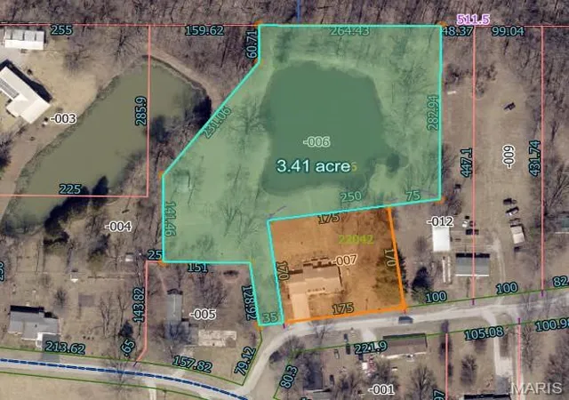 Photo 41 of Sale Pending at 10788 Oak St, Bunker Hill, IL 62014 | MLS# MIS26037386 | Listing updated on 2026-09-08