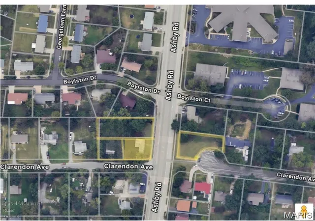 Photo 3 of Sale Pending at 3001 3005 Ashby Rd, Saint Louis, MO 63114 | MLS# MIS26037397 | Listing updated on 2026-07-27