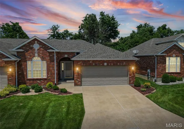 Photo 1 of Sale Pending at 117 Tori Pines Dr, Saint Louis, MO 63129 | MLS# MIS26037402 | Listing updated on 2026-08-29