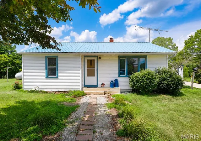 Homes for sale in Patton, MO | 10257 Hwy 72, Patton, MO 63662 | MLS# MIS26037406